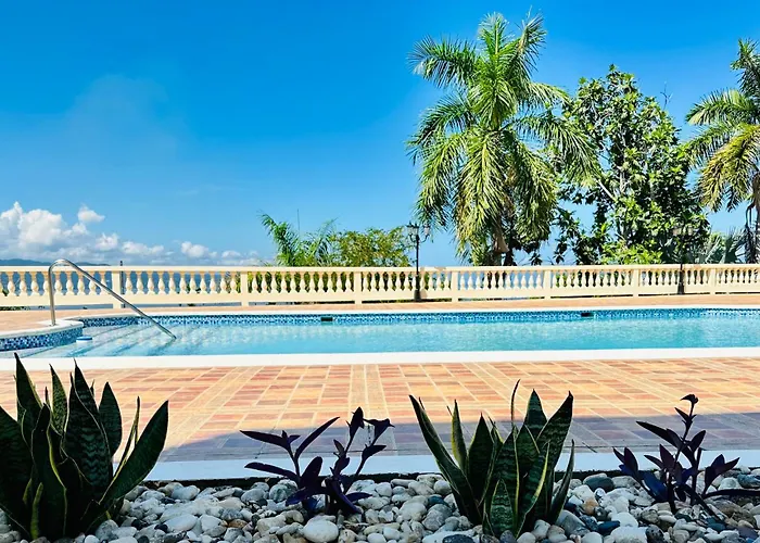 Apartamento Falcon Views - Airport Transportation Available-security-gated Montego Bay