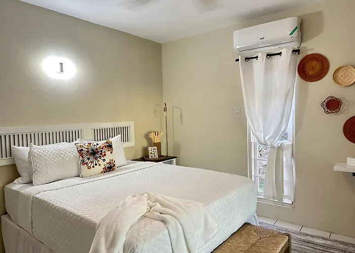 Apartamento Falcon Views - Airport Transportation Available-security-gated